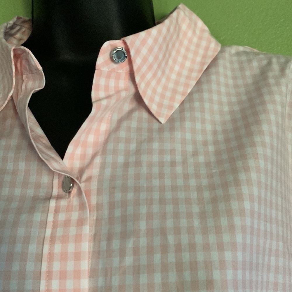 🔵 Ivanka Trump shirt